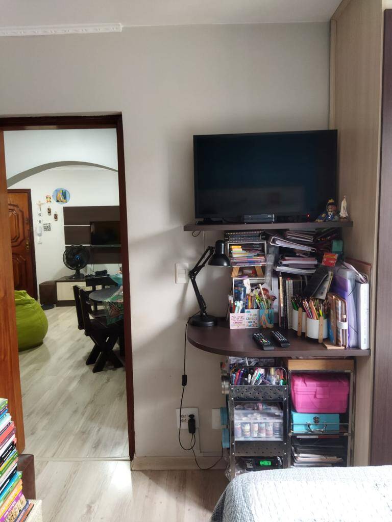 Apartamento à venda com 2 quartos, 63m² - Foto 3