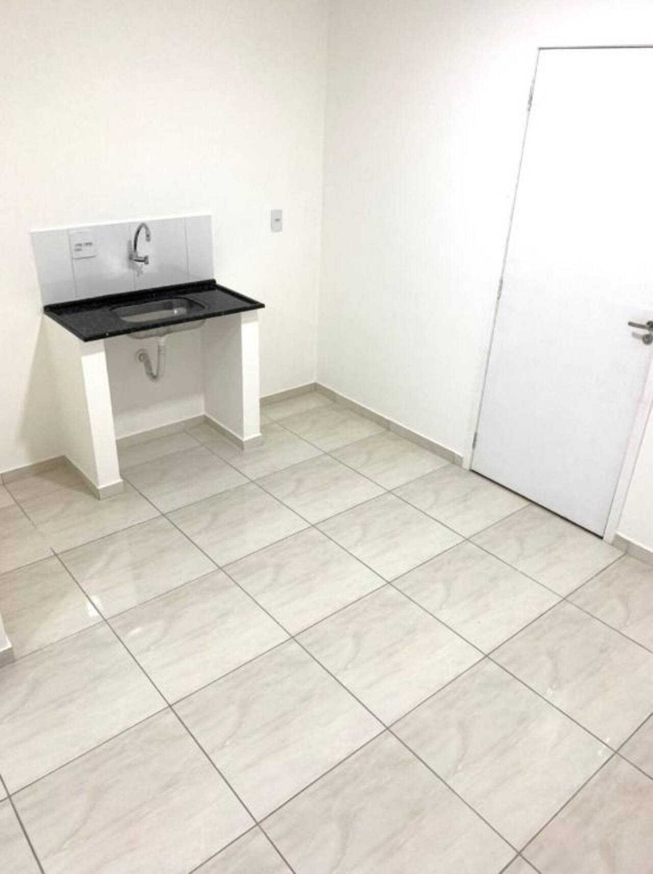 Apartamento para alugar com 1 quarto, 20m² - Foto 4