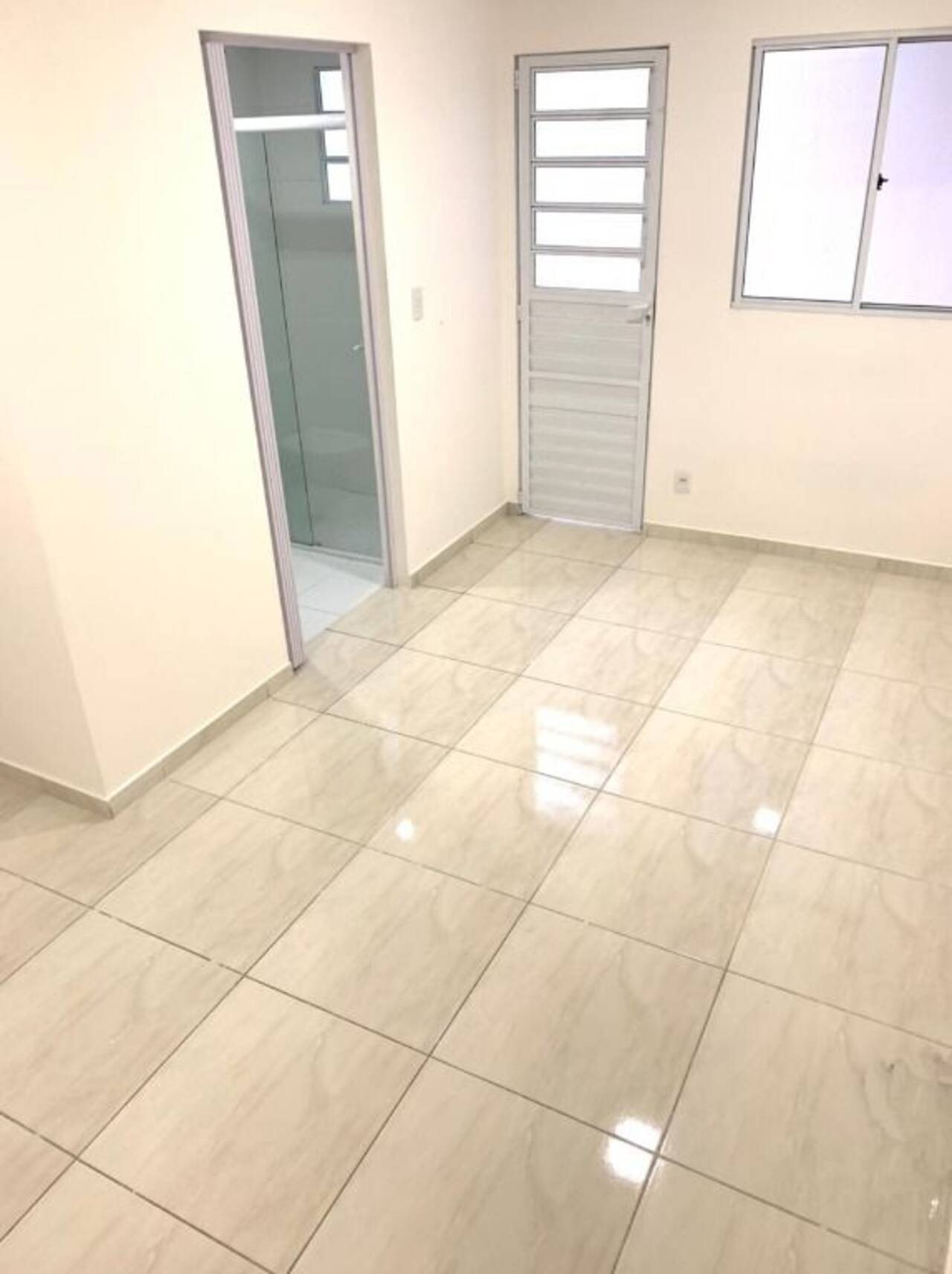 Apartamento para alugar com 1 quarto, 20m² - Foto 8