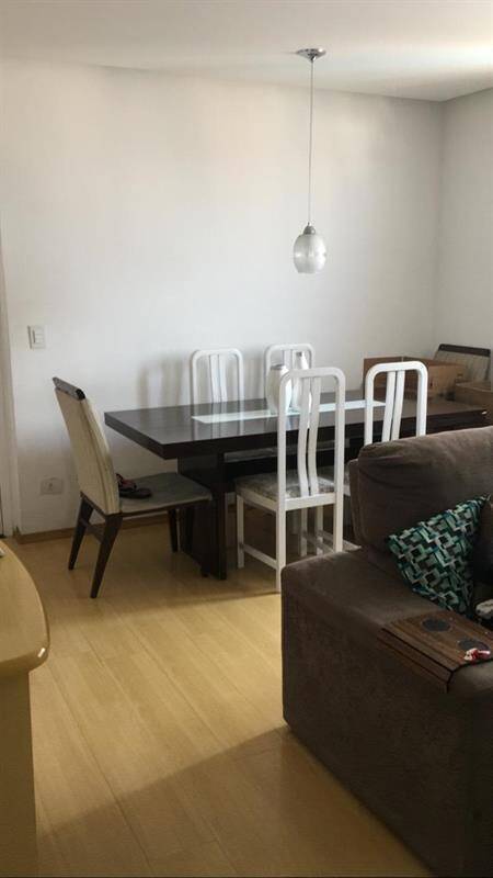 Apartamento à venda com 3 quartos, 70m² - Foto 2