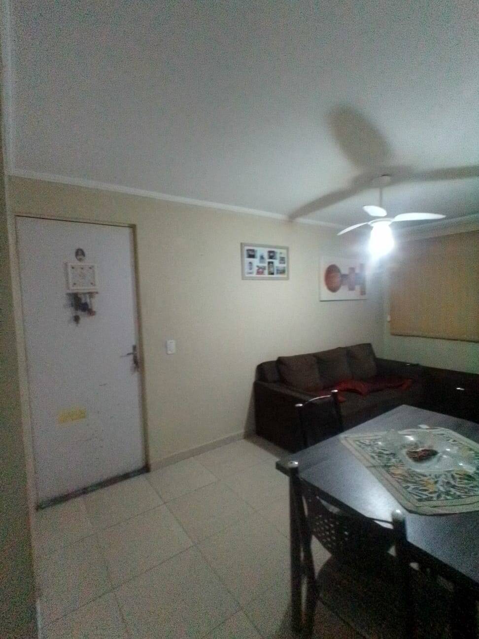 Apartamento para alugar com 2 quartos, 49m² - Foto 3