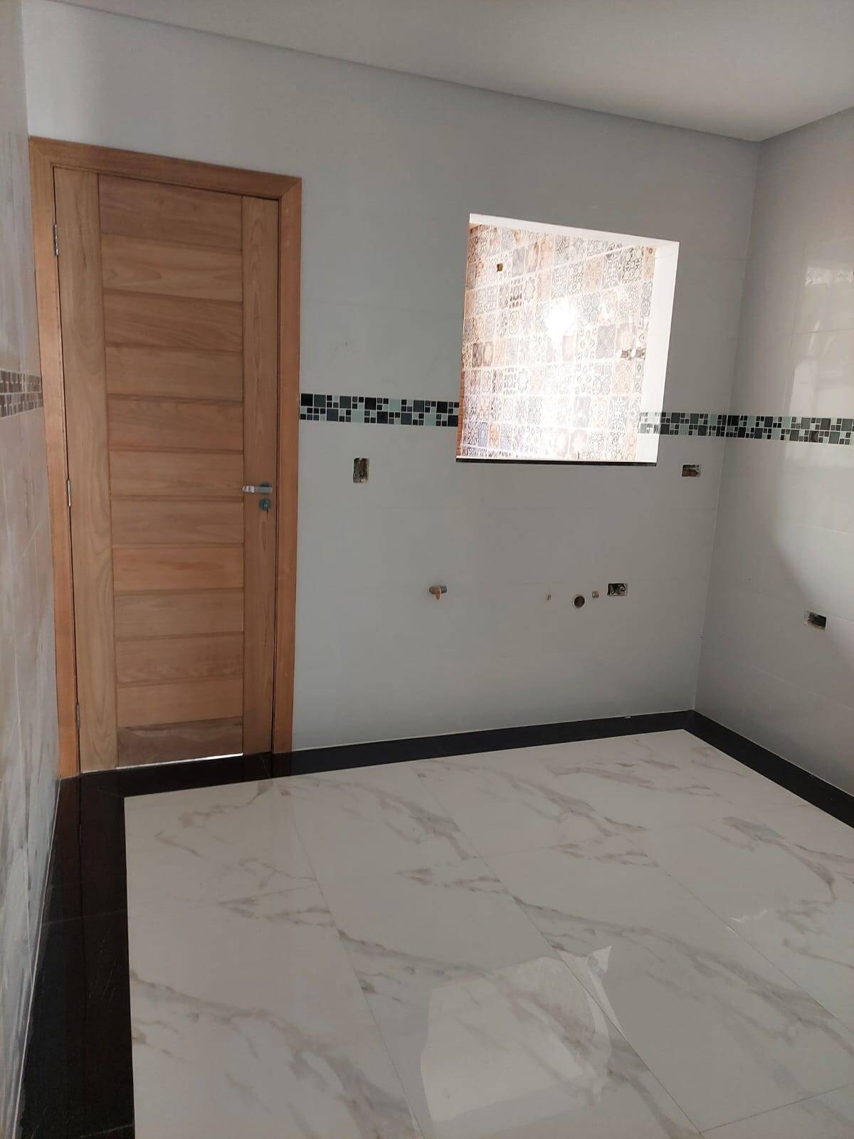 Casa à venda com 3 quartos, 108m² - Foto 5