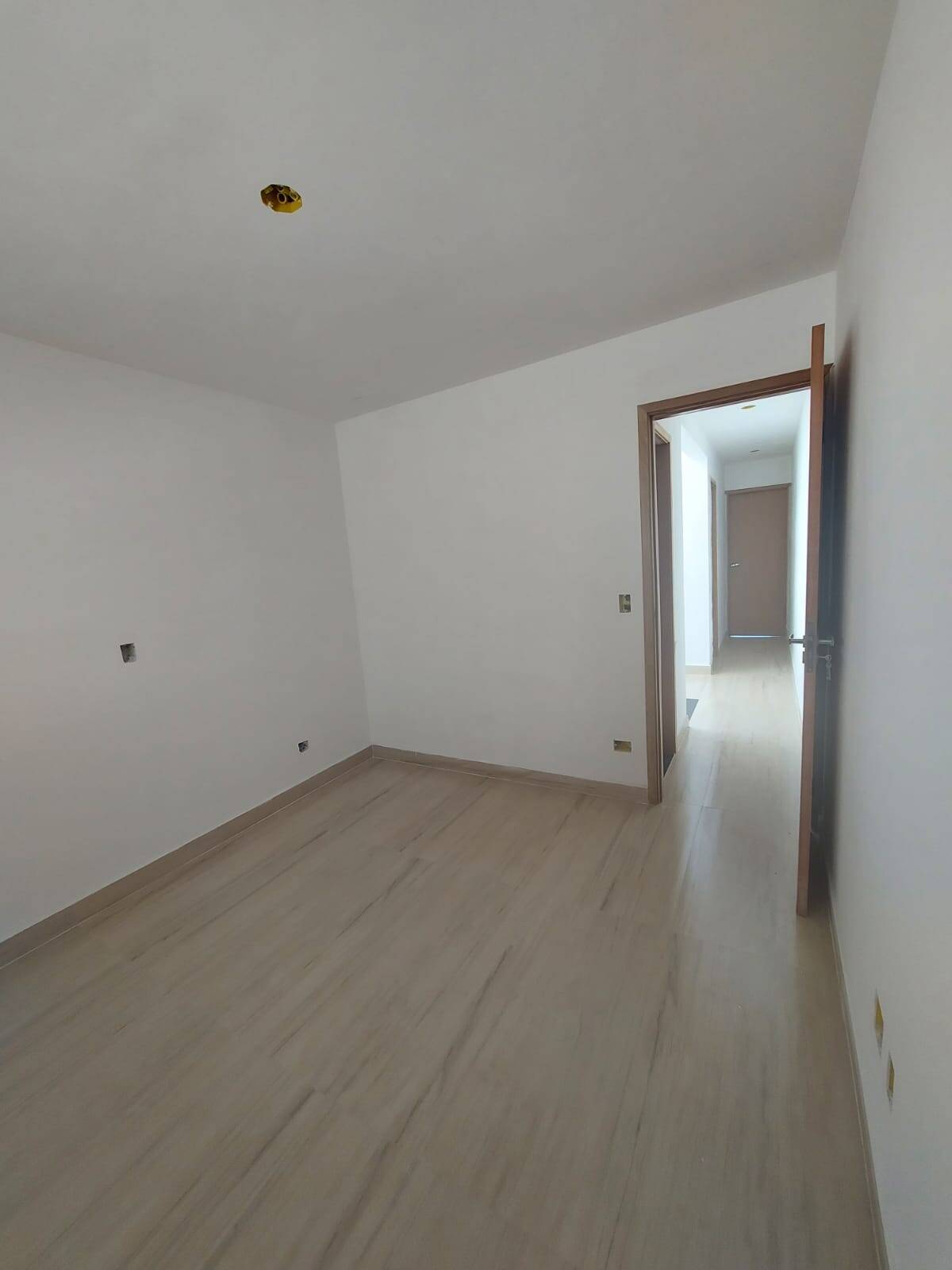 Casa à venda com 3 quartos, 108m² - Foto 10