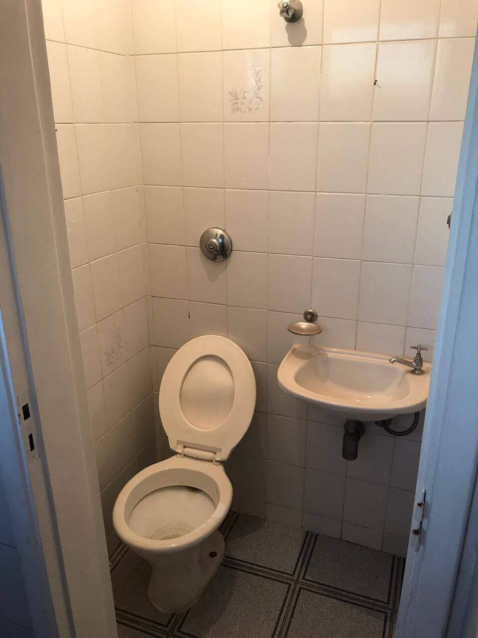 Apartamento à venda com 2 quartos, 62m² - Foto 13