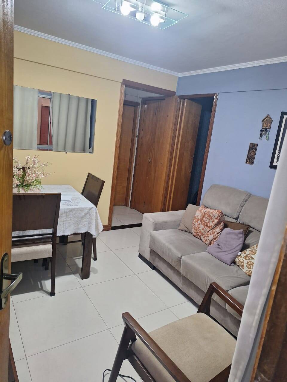 Apartamento à venda com 2 quartos, 44m² - Foto 2