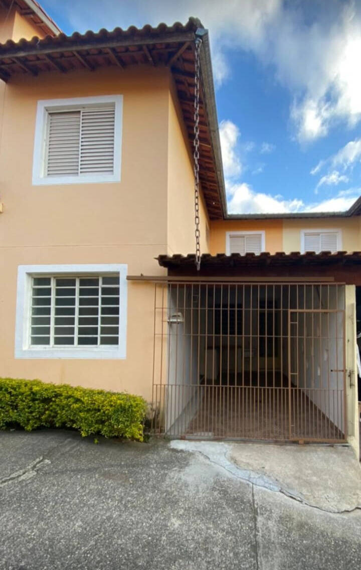 Casa à venda com 2 quartos, 92m² - Foto 1