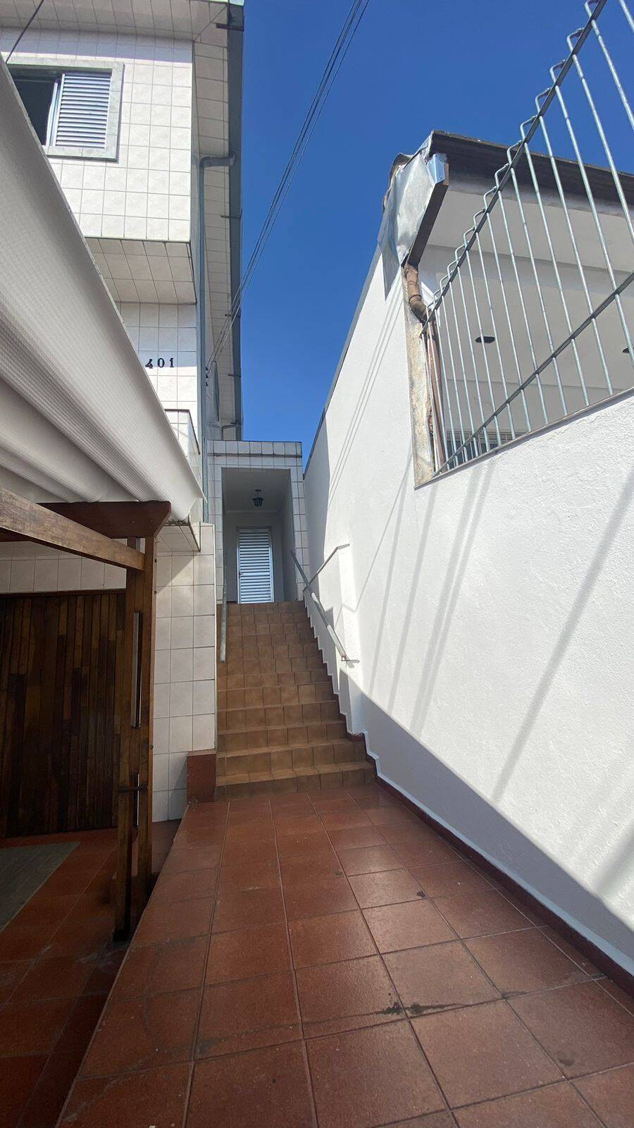 Casa à venda com 3 quartos, 200m² - Foto 3