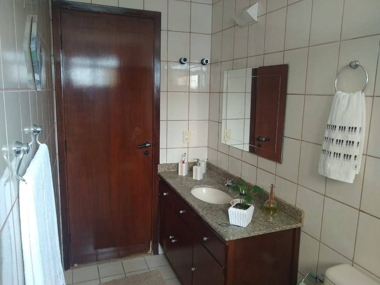 Apartamento à venda com 3 quartos, 107m² - Foto 18