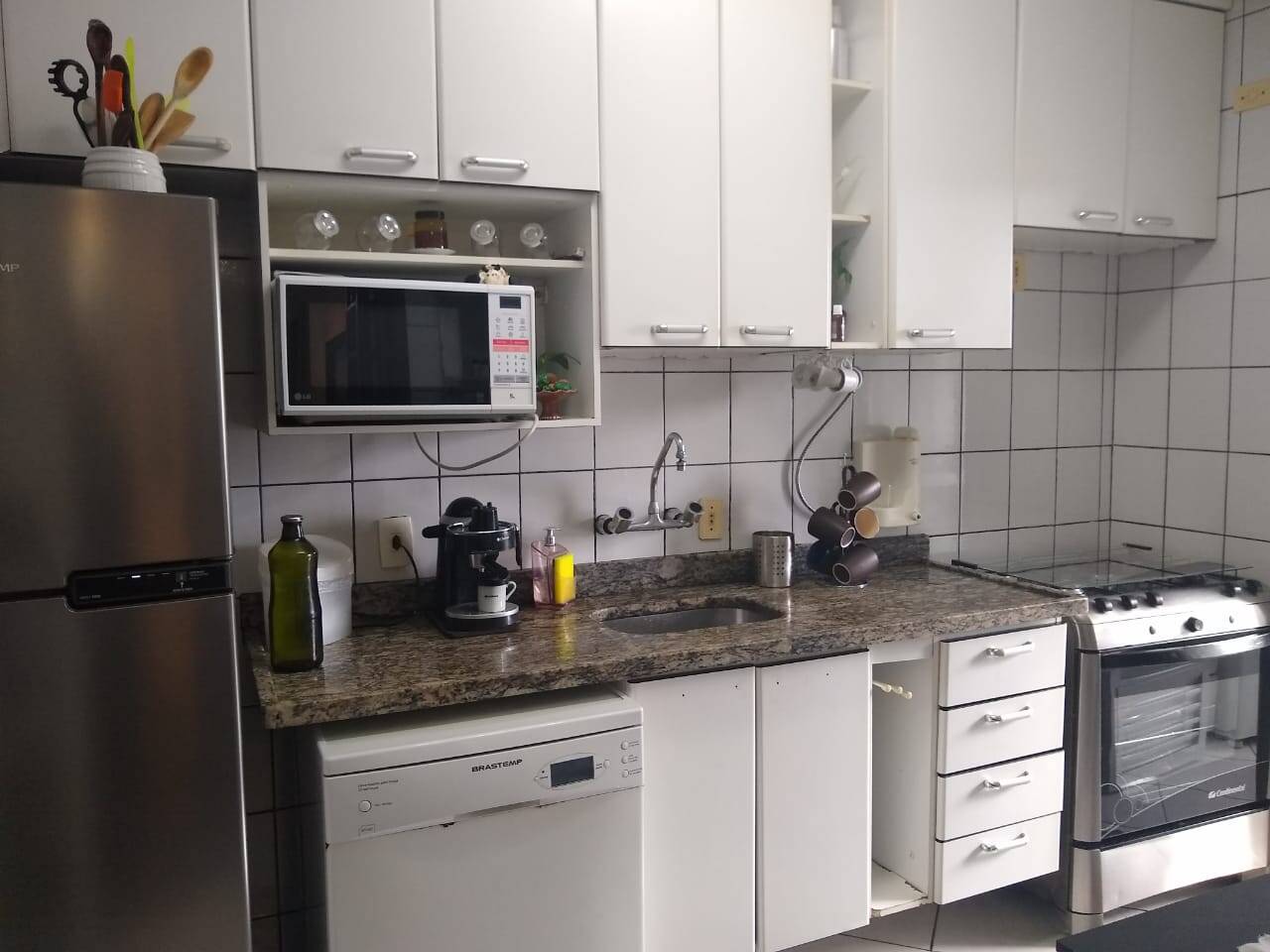 Apartamento à venda com 3 quartos, 107m² - Foto 9