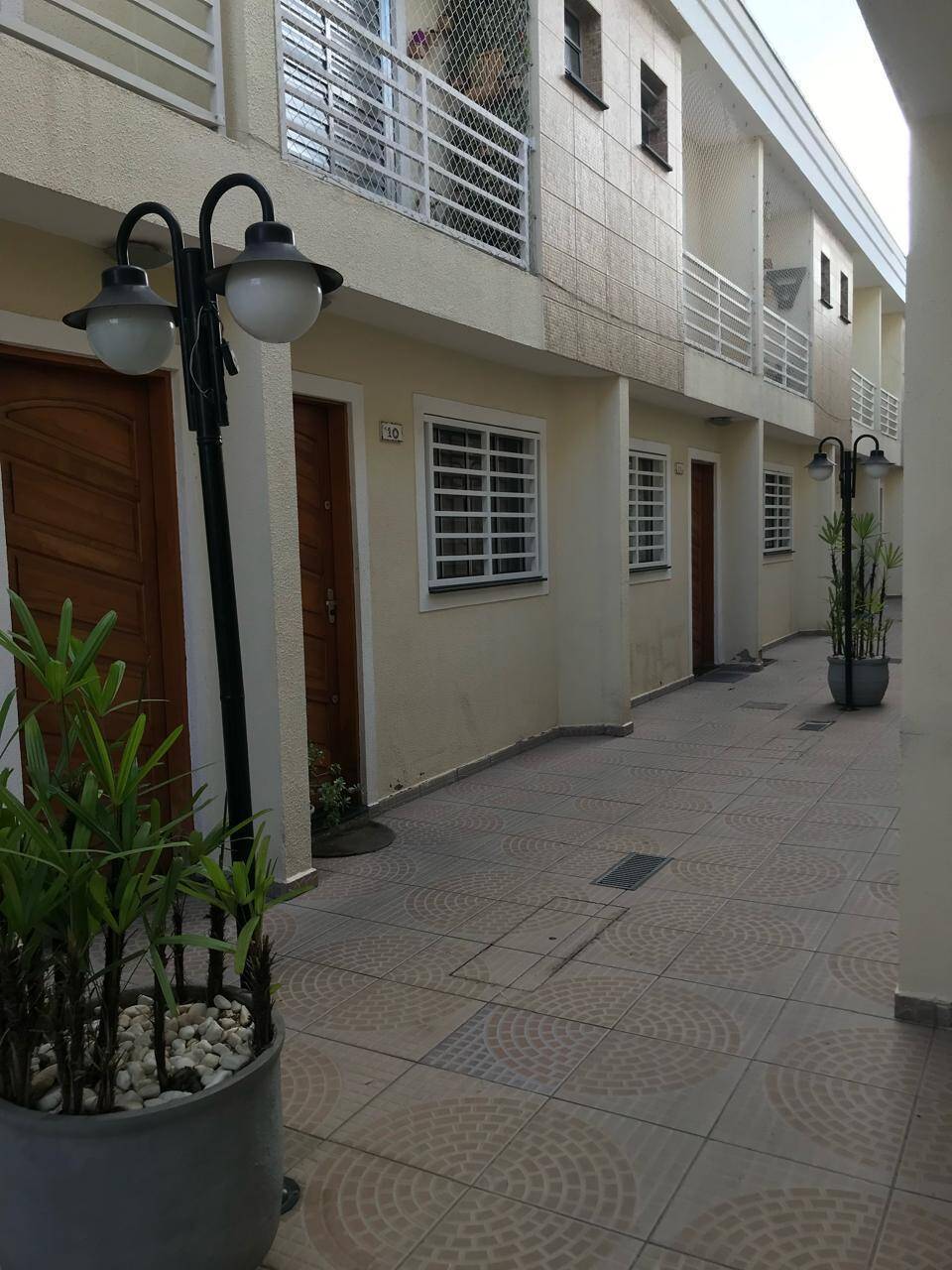 Sobrado à venda com 2 quartos, 62m² - Foto 1