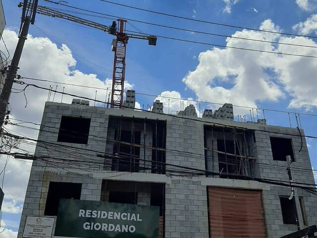 #208 - Apartamento para Venda em São Paulo - SP - 2
